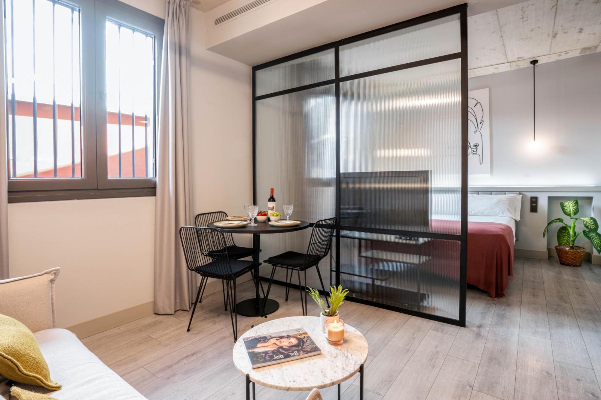 Coeo Parras Design Apartments Малага Стая снимка